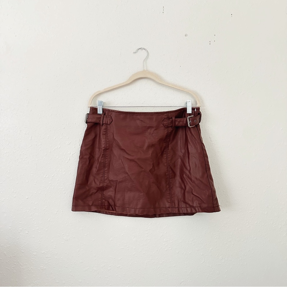 SOLD - Picture 2 of 9